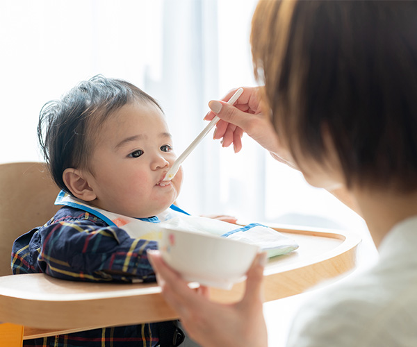 お子さんに虫歯菌をうつさないために